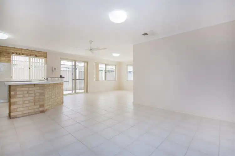 Sixth view of Homely house listing, 2 Isaac Street, Melville WA 6156