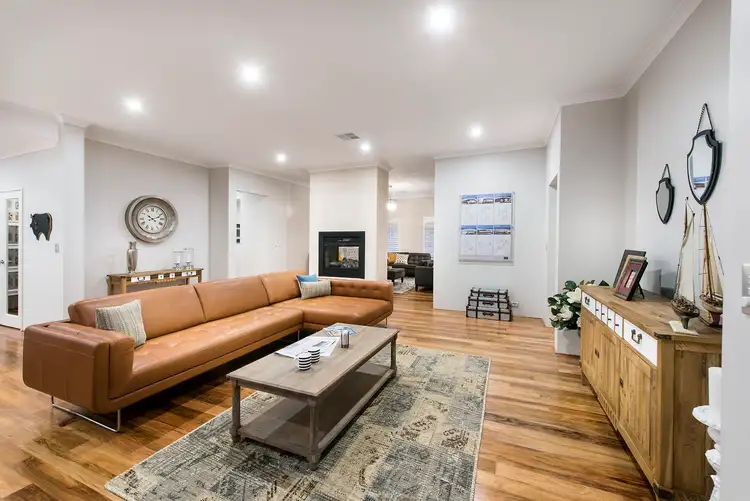 Sixth view of Homely house listing, 2 Ruskin Way, Southern River WA 6110