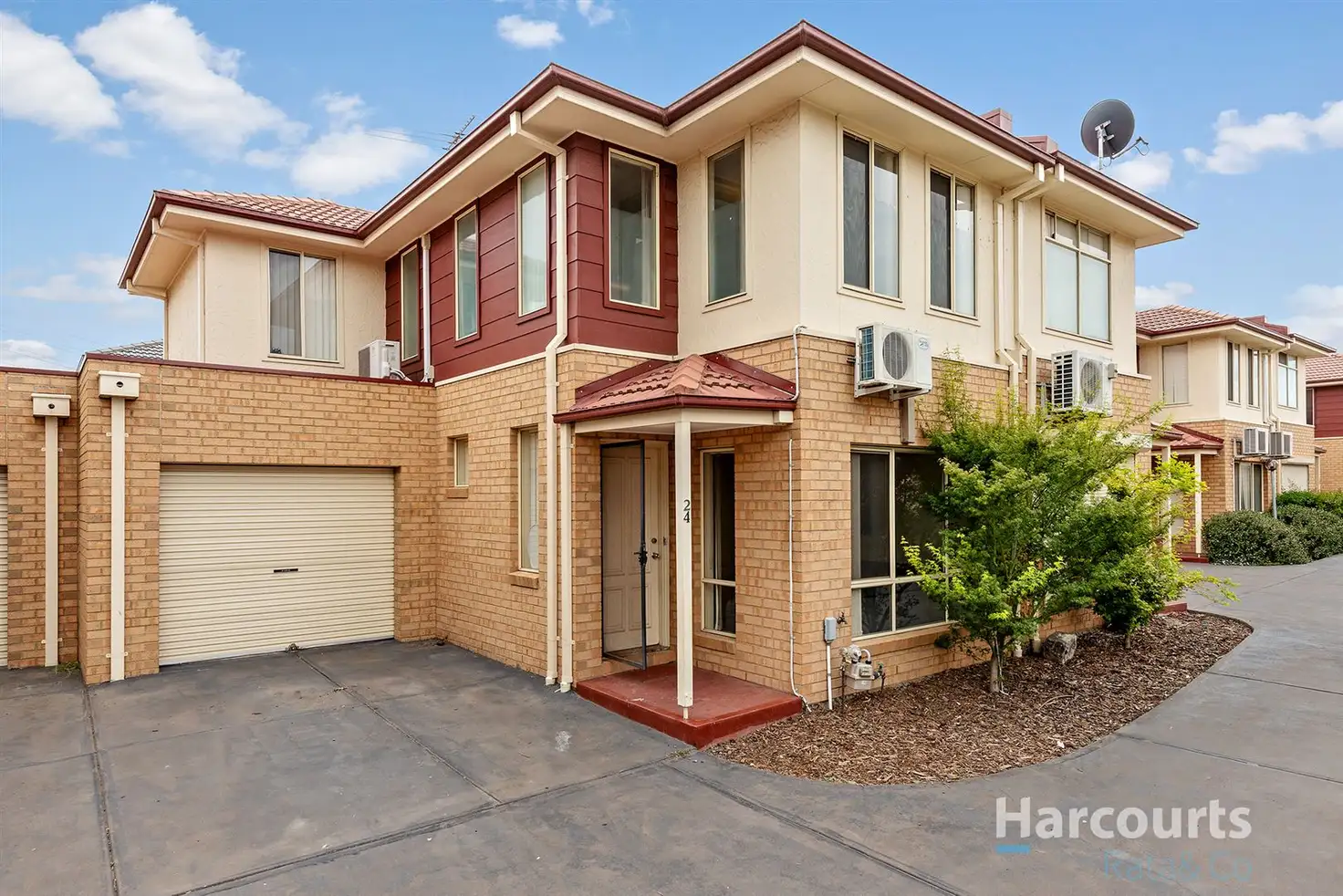 Main view of Homely townhouse listing, 24/90 Edgars Road, Thomastown VIC 3074