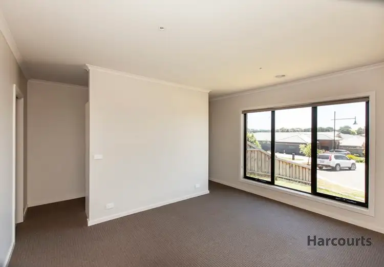 Second view of Homely house listing, 9 Huntingfield Court, Warragul VIC 3820
