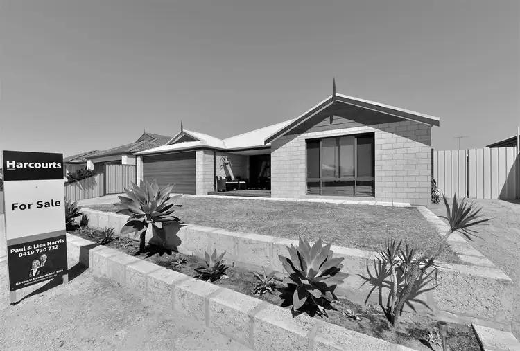 17 Nellie Green, Dudley Park WA 6210