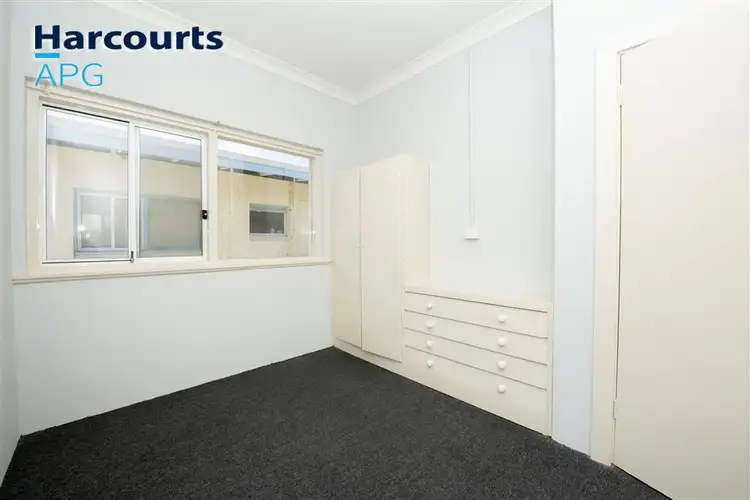 Sixth view of Homely unit listing, 2/7 Haig Crescent, Bunbury WA 6230