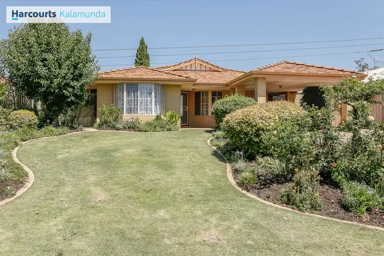 15 Zircon Place, Maida Vale WA 6057