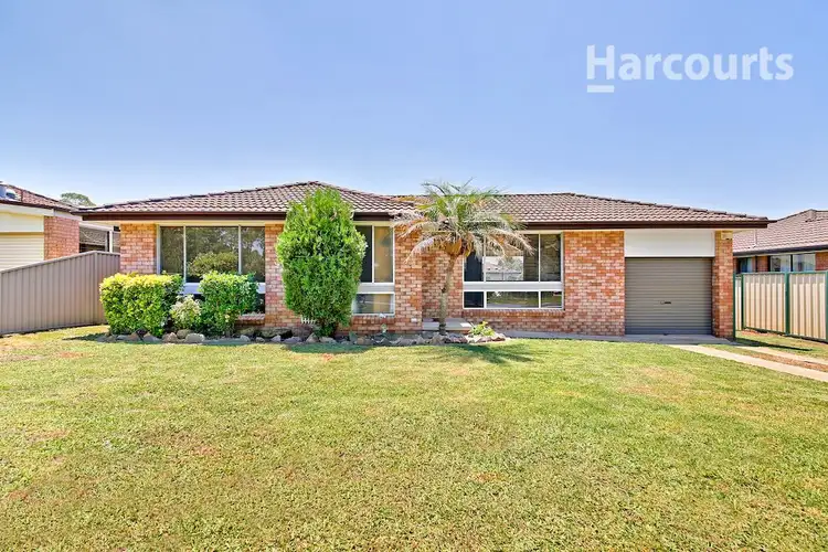 76 Evelyn Street, Macquarie Fields NSW 2564
