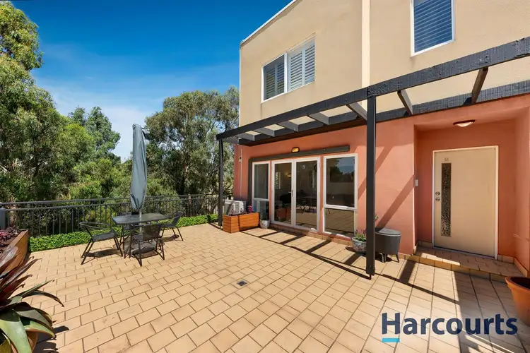 2/24 Tulloch Grove, Glen Waverley VIC 3150