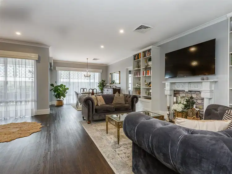 Second view of Homely house listing, 10 Chile Way, Aubin Grove WA 6164