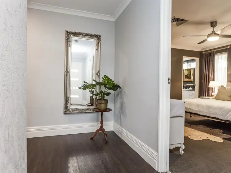 Fifth view of Homely house listing, 10 Chile Way, Aubin Grove WA 6164