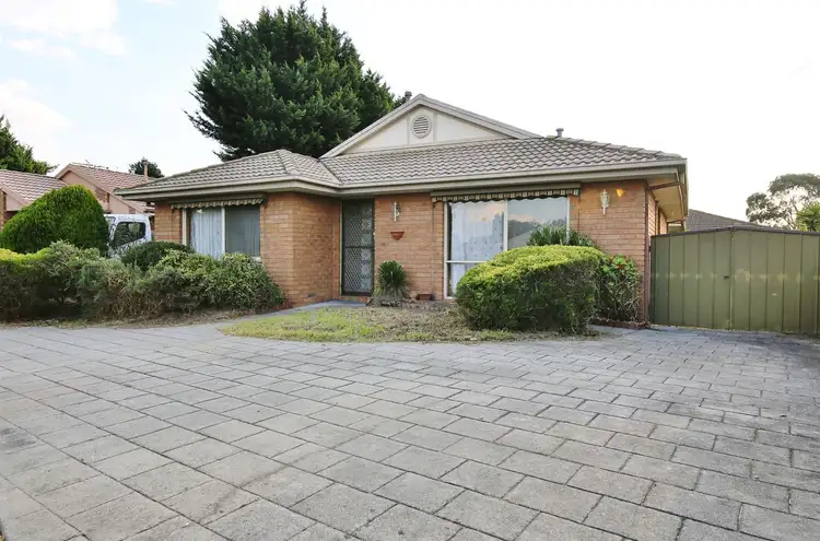 7 Westminster Court, Hampton Park VIC 3976