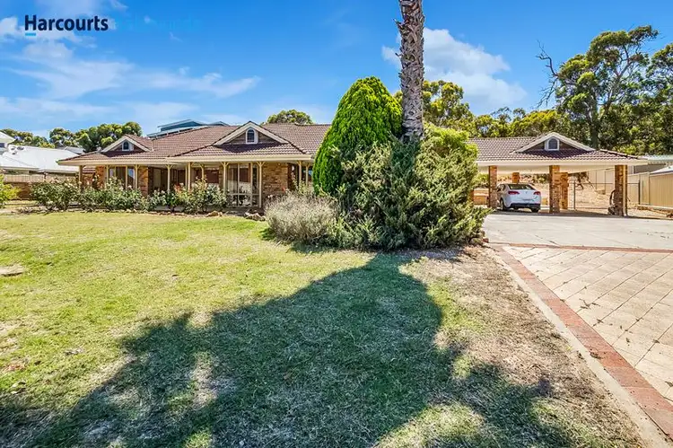 17 Willoughby Way, Swan View WA 6056