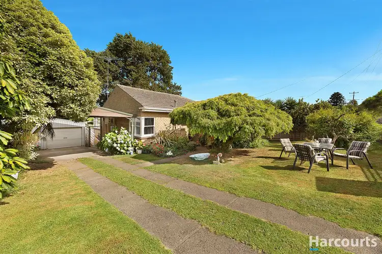 19 Ferris Street, Drouin VIC 3818