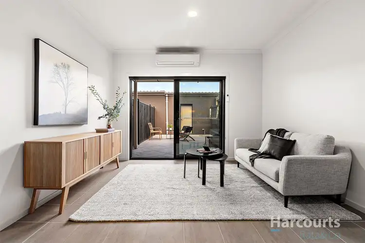 Fifth view of Homely house listing, 4 Grenville Walk, Lalor VIC 3075