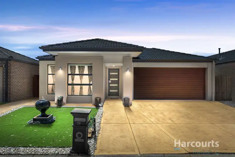 Main view of Homely house listing, 19 Vichy Avenue, Doreen VIC 3754