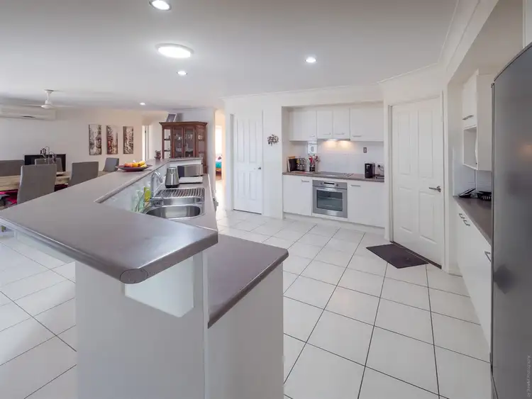 Sixth view of Homely house listing, 10 Lakeridge Drive, Dundowran QLD 4655