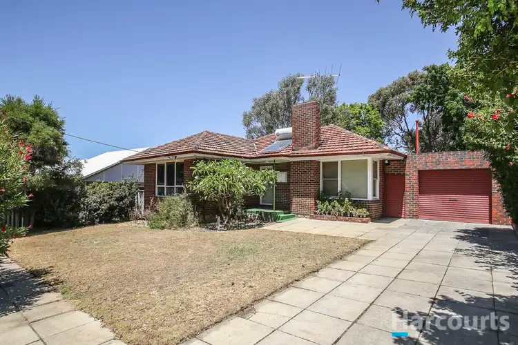 55 Counsel Road, Coolbellup WA 6163