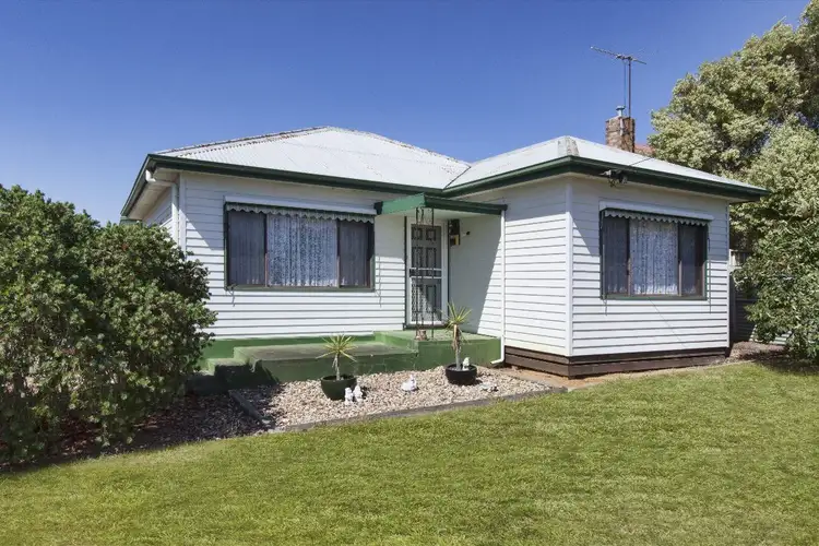 7 Henderson Street, Ararat VIC 3377