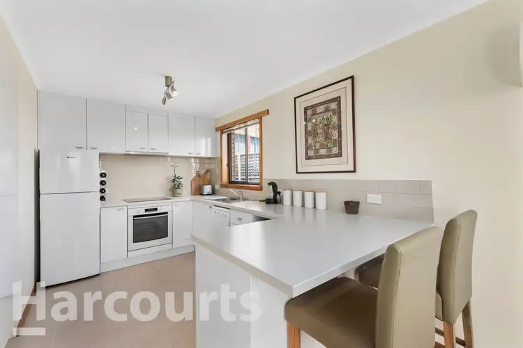 2/469 Oceana Drive, Howrah TAS 7018