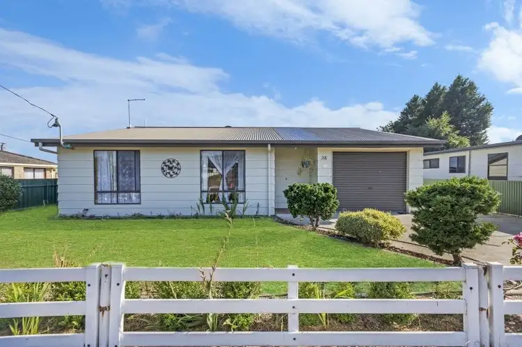 28 Jellico Street, Beauty Point TAS 7270