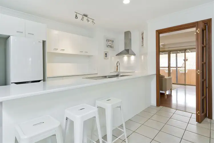 24 Hillenvale Avenue, Arana Hills QLD 4054