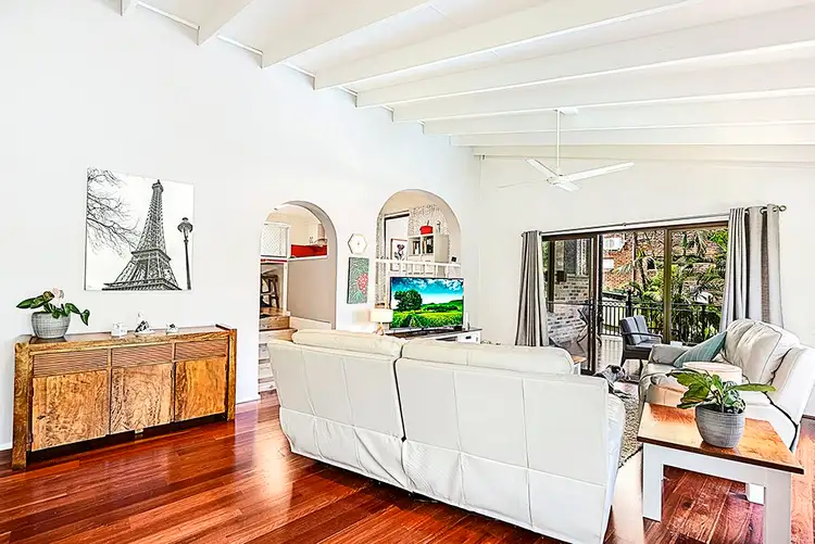 Third view of Homely house listing, 8 Willamulka Avenue, Ashmore QLD 4214
