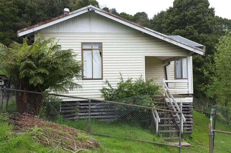 22 Clemons Street, Rosebery TAS 7470