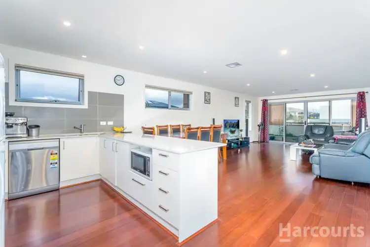 7/2 Serventy Street, Wright ACT 2611