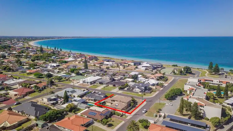 Second view of Homely house listing, 2 Edgewater Road, Safety Bay WA 6169