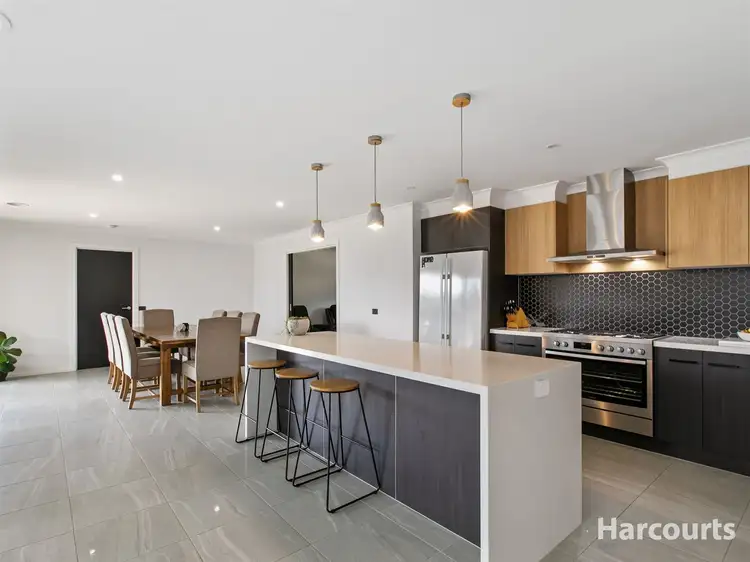 Fourth view of Homely house listing, 10 Peppermint Close, Trafalgar VIC 3824