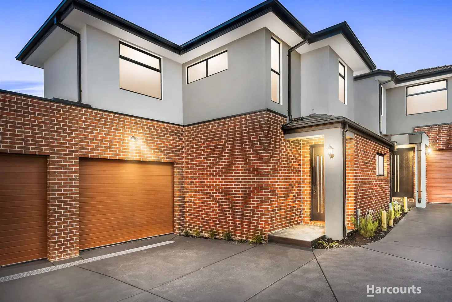 Main view of Homely townhouse listing, 2/17 Leonie Avenue, Mount Waverley VIC 3149
