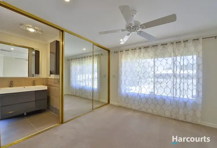 Sixth view of Homely house listing, 5 Coppercups Place, Halls Head WA 6210