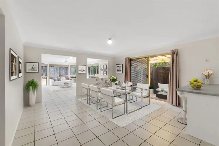 17 Central Street, Forest Lake QLD 4078