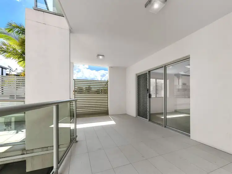 Fifth view of Homely unit listing, 3/88 Kent Street, Hamilton QLD 4007