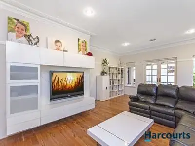 Fourth view of Homely house listing, 32 Avon Crescent, Atwell WA 6164