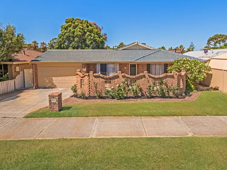 18 Woodbridge Drive, Cooloongup WA 6168