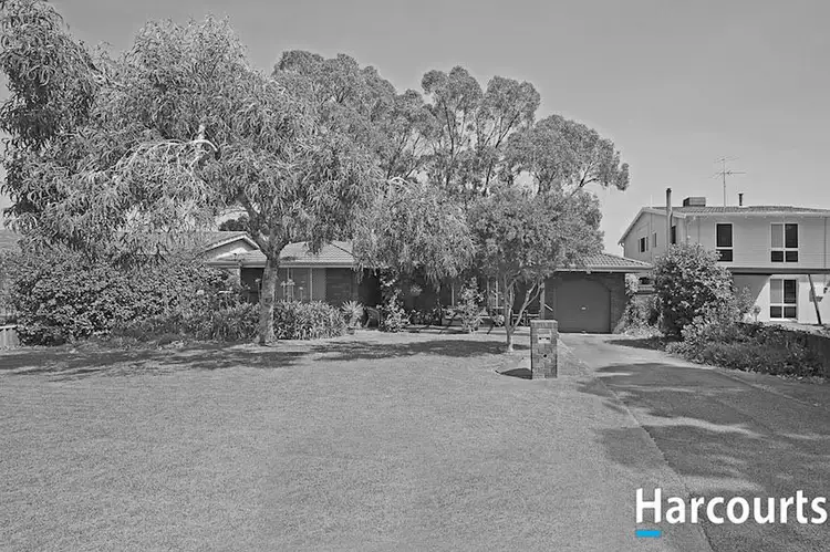 18 Perseus Road, Silver Sands WA 6210
