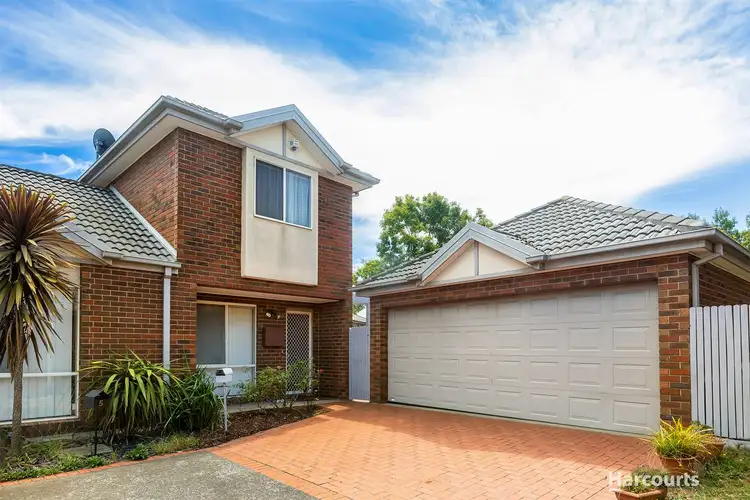 Second view of Homely townhouse listing, 4/3 Mckelvie Court, Glen Waverley VIC 3150