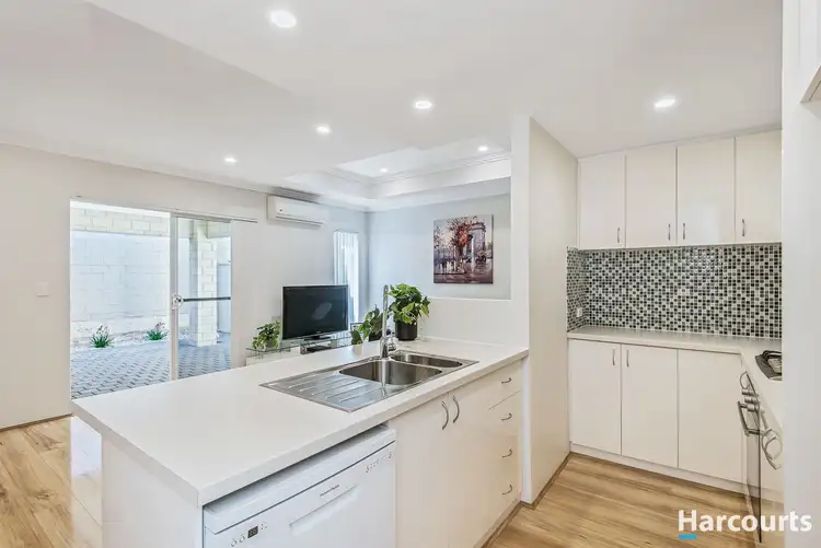 Fifth view of Homely unit listing, 2/15 Belcastro Way, Madeley WA 6065