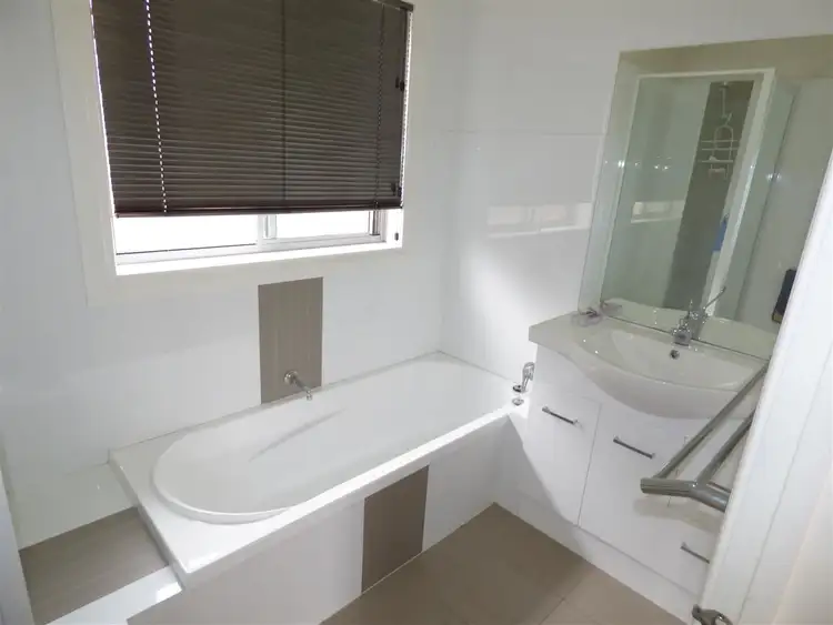 Sixth view of Homely unit listing, 4/222 Baillie Street, Horsham VIC 3400