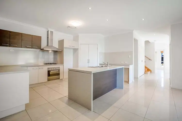 26 Elkington Circuit, North Lakes QLD 4509