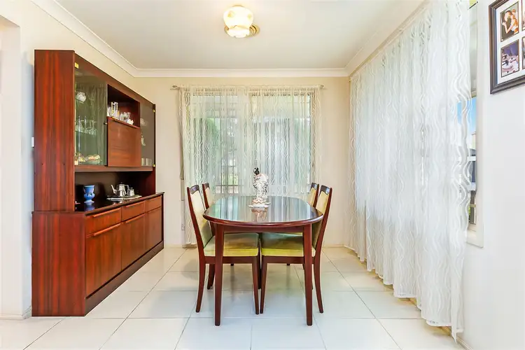 Fifth view of Homely house listing, 2 Hague Place, Oakhurst NSW 2761