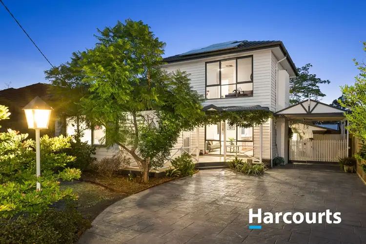 4 Dunfield Ave, Mitcham VIC 3132