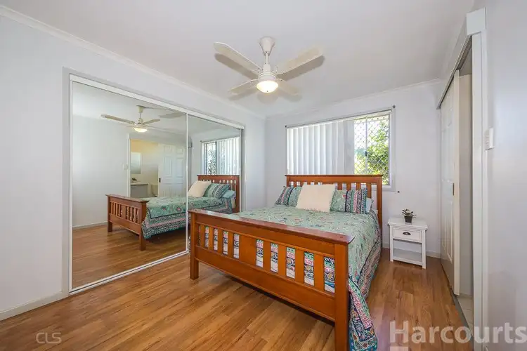 Sixth view of Homely semi-detached listing, 1/1 Jefferies Place, Sandstone Point QLD 4511