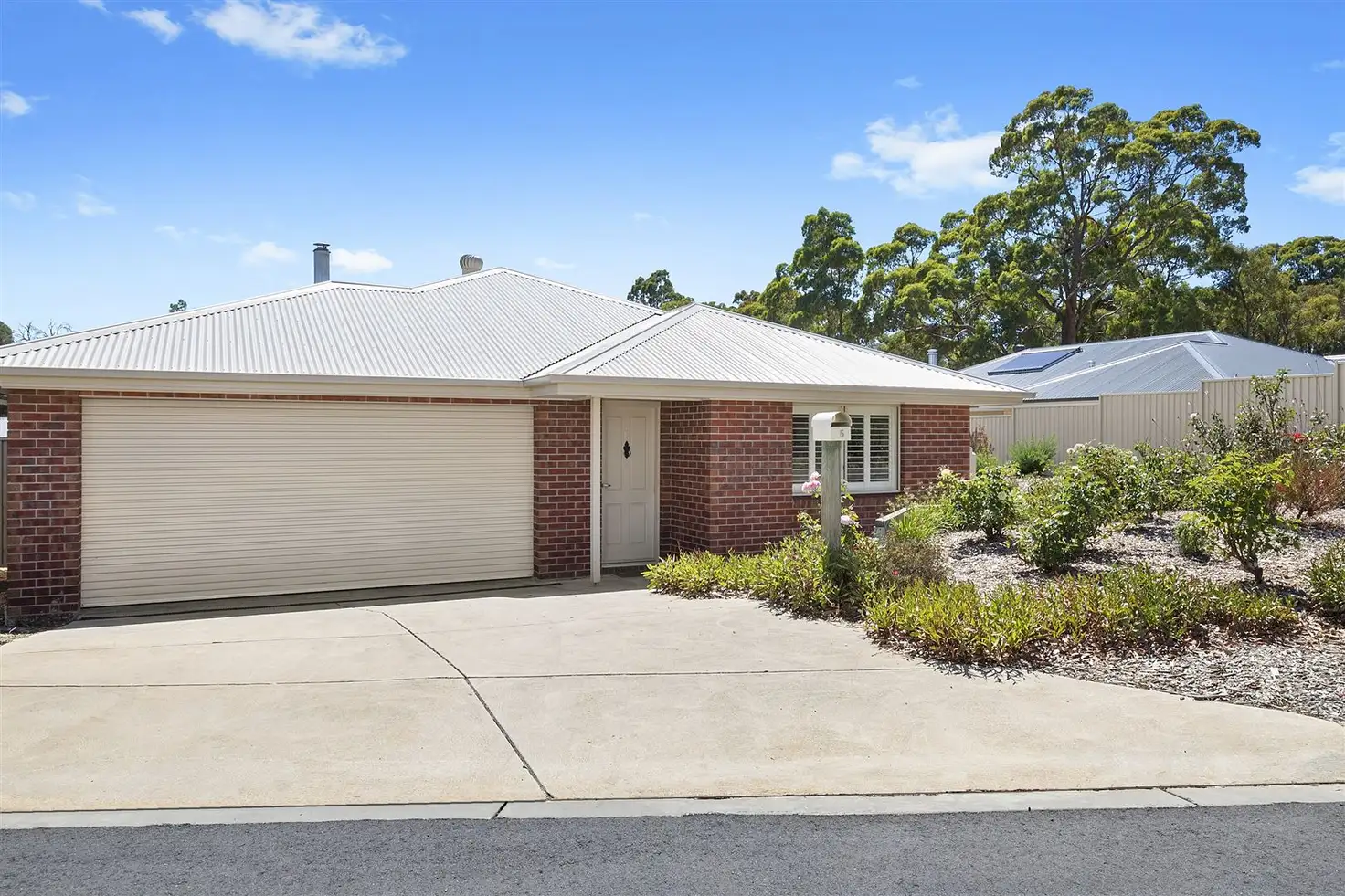 Main view of Homely house listing, 5 Heath Court, Beaufort VIC 3373