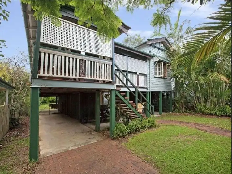 35 Mullens Street, Hawthorne QLD 4171