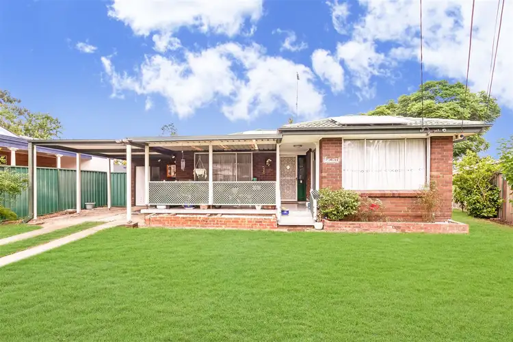 8 Taree Place, Dharruk NSW 2770