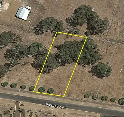 8 Emerson Ave, Bridgetown WA 6255