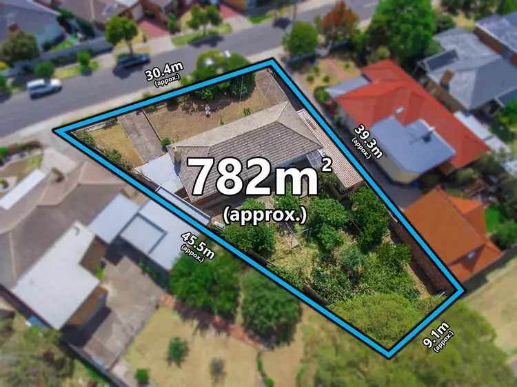 54 Highridge Crescent, Airport West VIC 3042