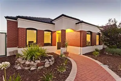 14 Richmond Entrance, Success WA