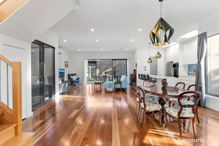 12 Elaine Court, Bentleigh East VIC 3165