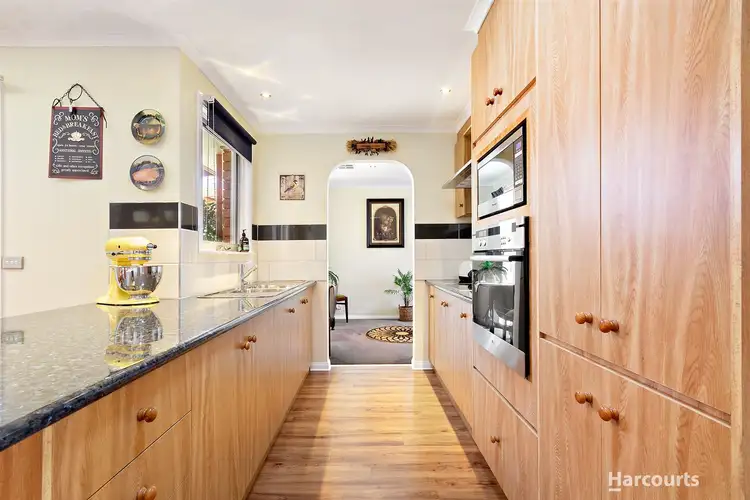 Fifth view of Homely house listing, 9 Jan Maree Court, Pakenham VIC 3810