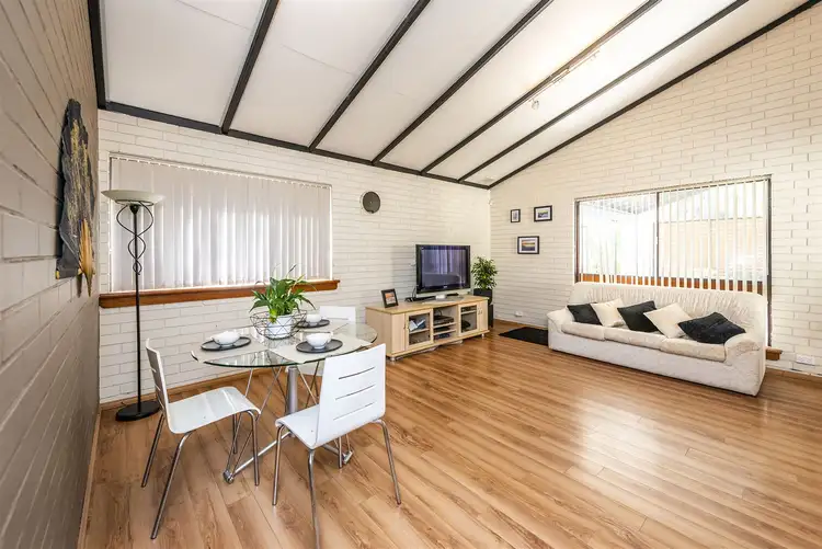 Fifth view of Homely house listing, 8 Plume Court, Lesmurdie WA 6076